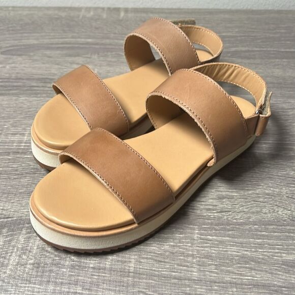 Nisolo Go-To Flatform Sandal 2.0 Sandals Shoes - Picture 2 of 9